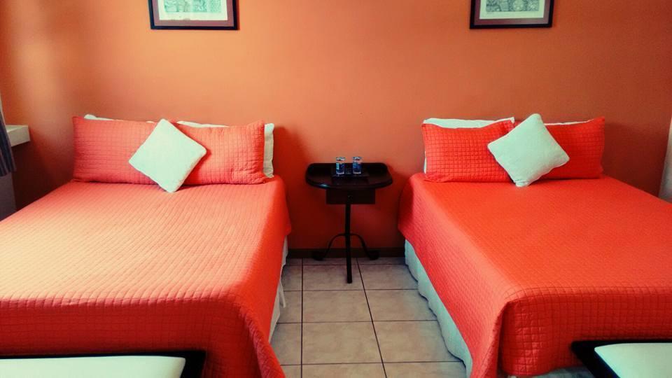 Hotel Casa Blanca Inn Guatemala City Bagian luar foto
