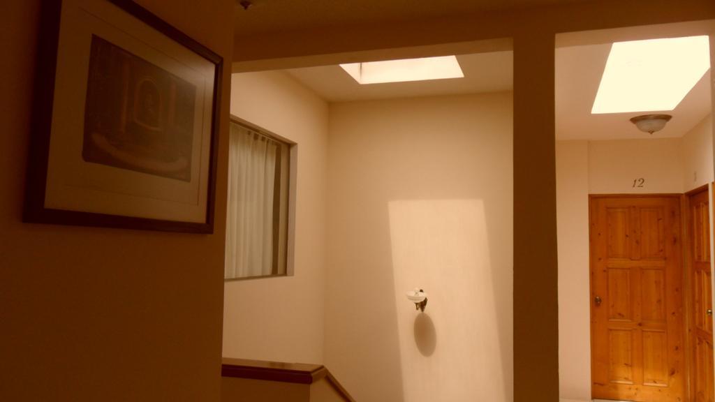 Hotel Casa Blanca Inn Guatemala City Bagian luar foto